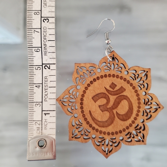 Om Lotus Namaste Mandala Chakra Medallion Wood Dangle Drop Statment Boho Ornate - Picture 5 of 5